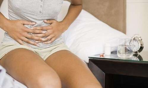bolest břicha může být příčinou přítomnosti parazitů v těle